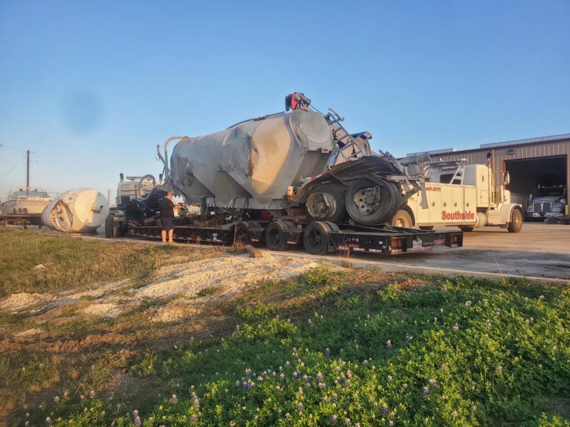 Heavy Equipment Towing Waters Park