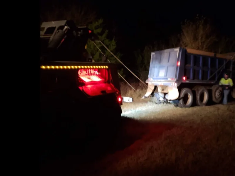 I-35 heavy recovery